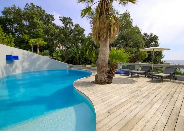 Ref Anthea - Palmes D'or Villa Saint-Raphael (Var)