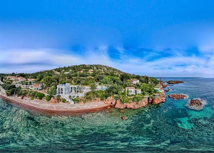 Ref Anthea - Palmes D'or * Saint-Raphael (Var)