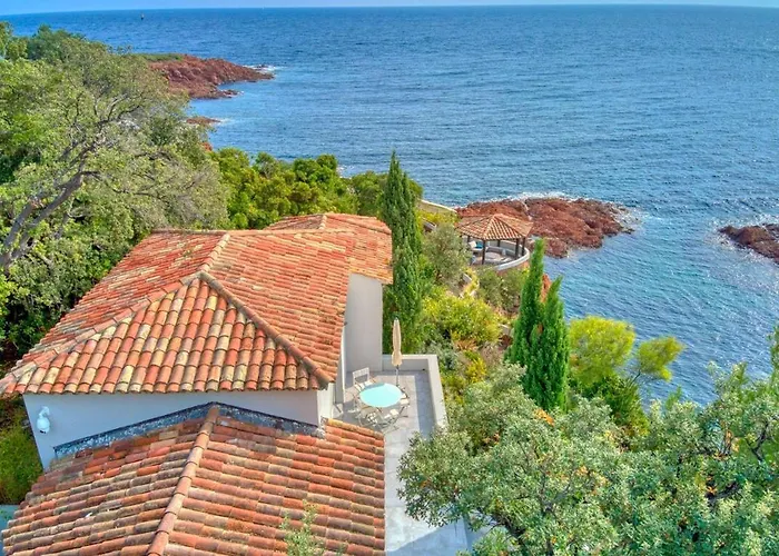 Ref Anthea - Palmes D'or Villa Saint-Raphael (Var)